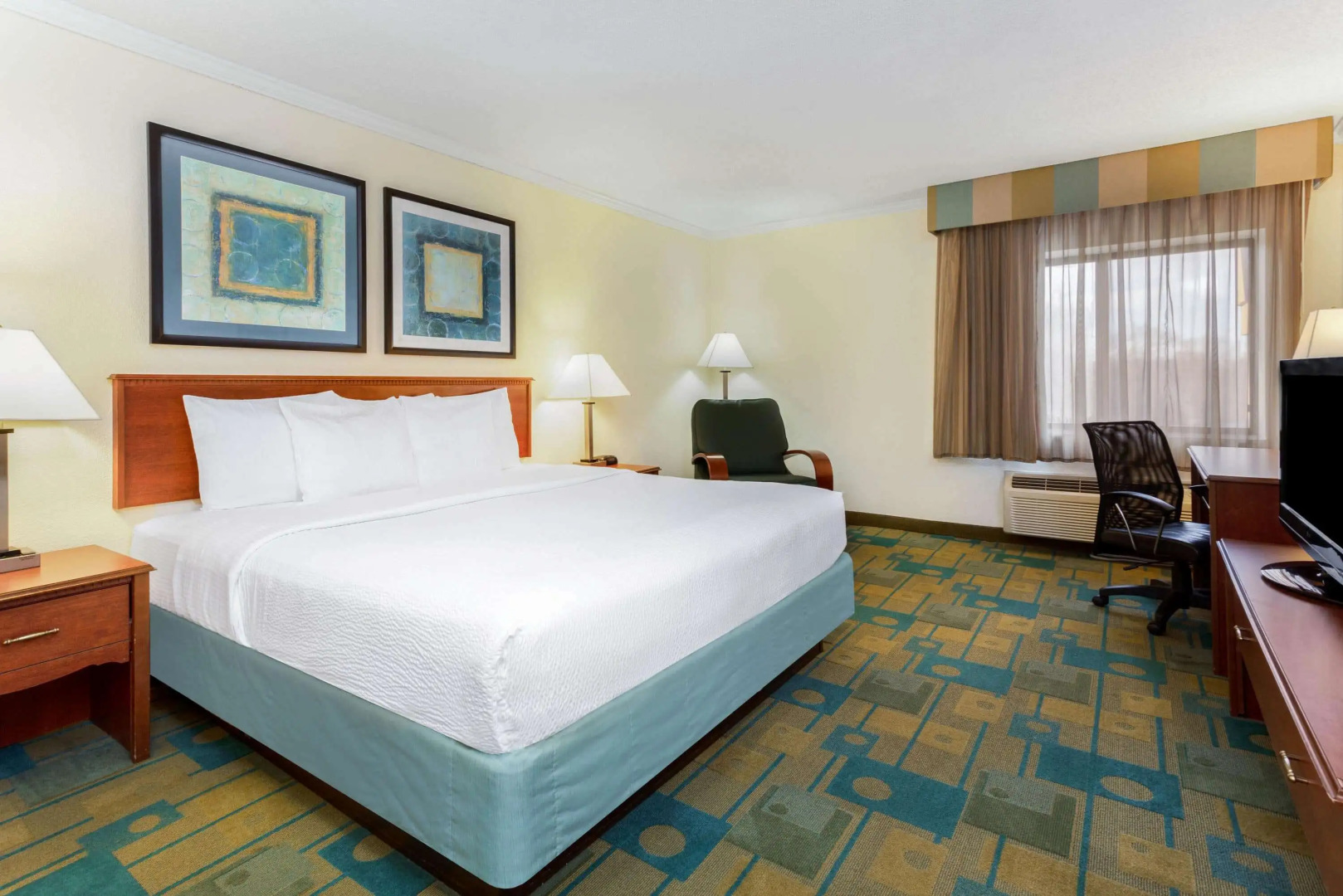 La Quinta Inn by Wyndham Chicago Willowbrook