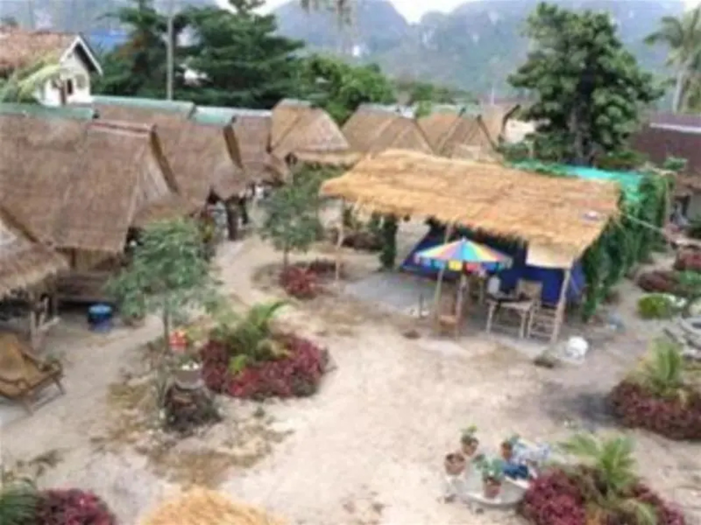 Flower Bungalow Phi Phi