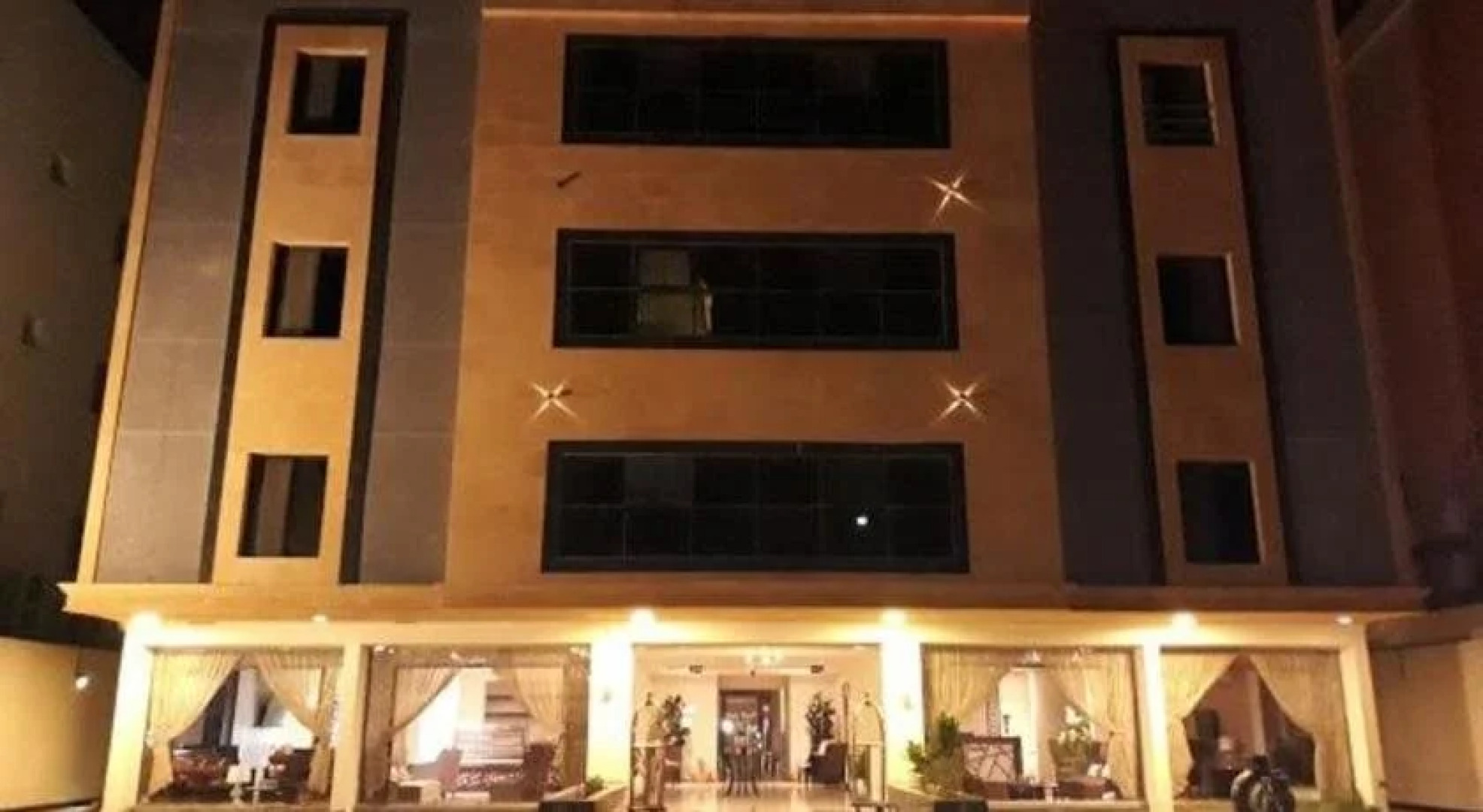 Grand Plaza Hotel Suites