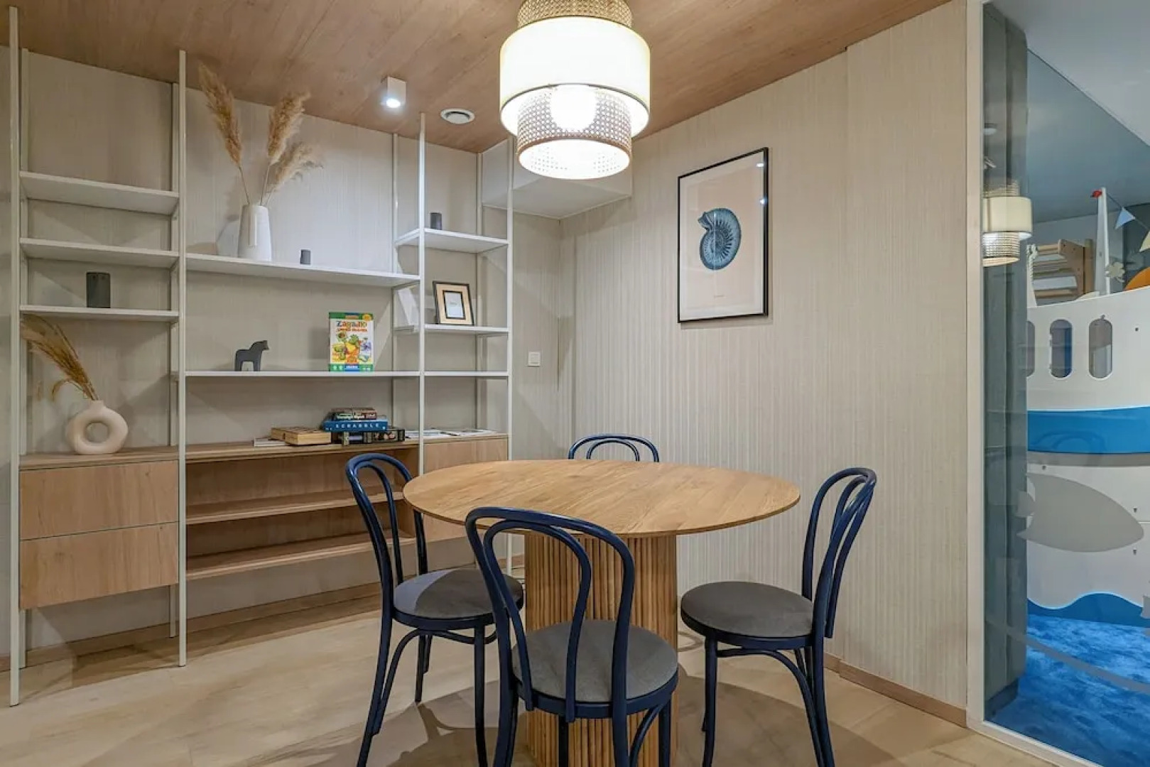 Two-bedroom Accepting Pets by Renters