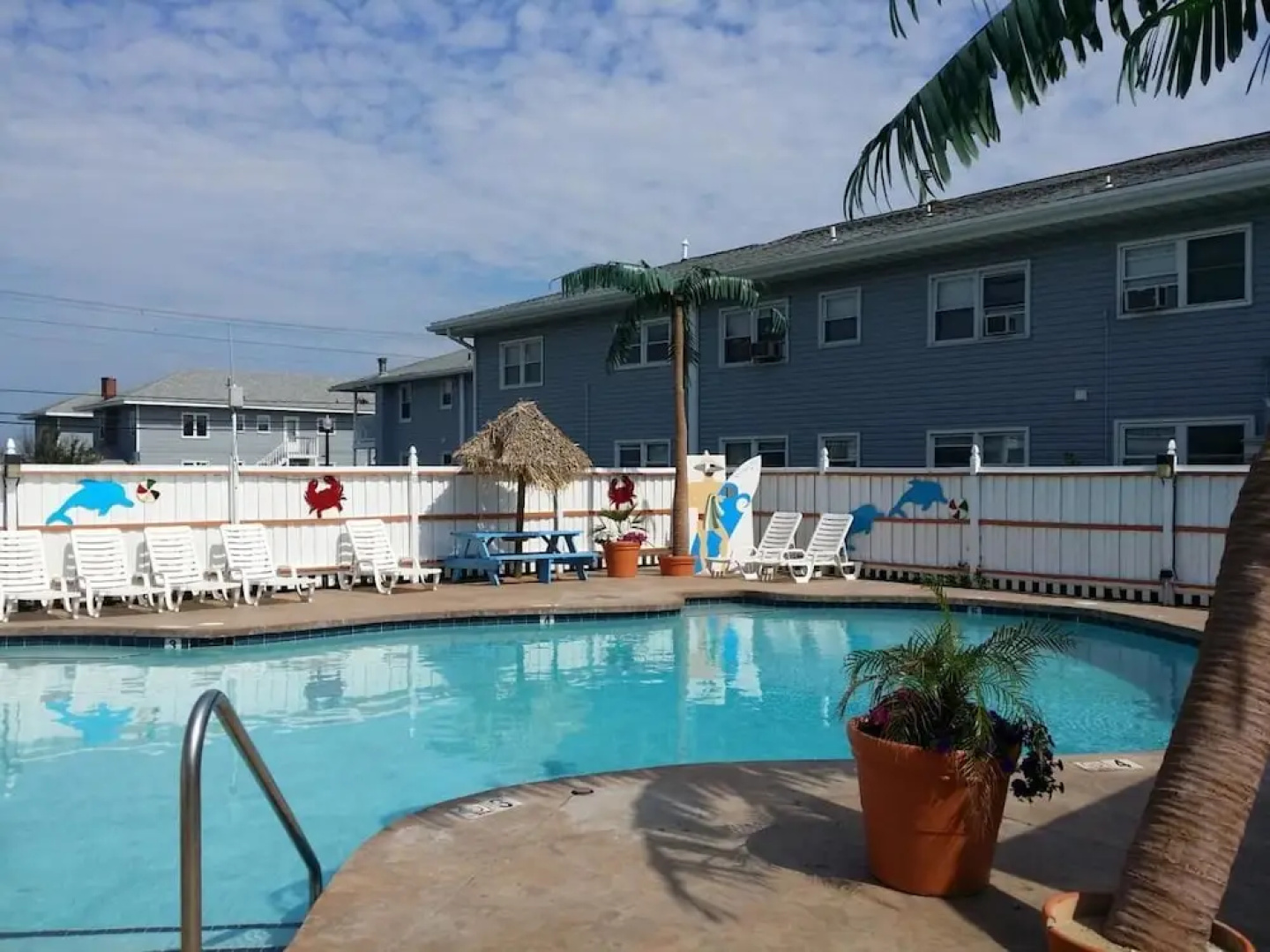 Blue Wave Inn