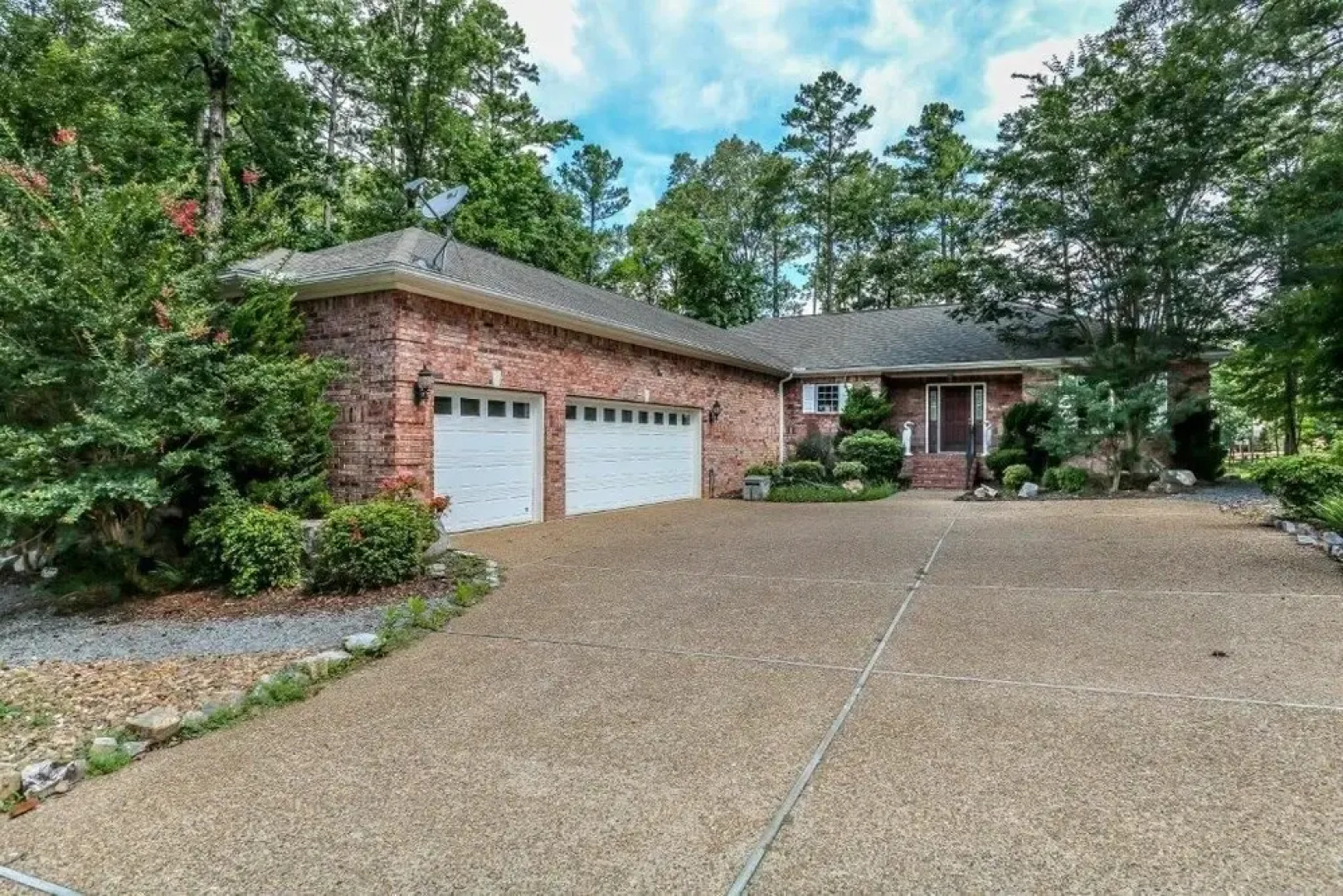 Sobresalir House Unit 944 3 Bedrooms 2 Bathrooms Home