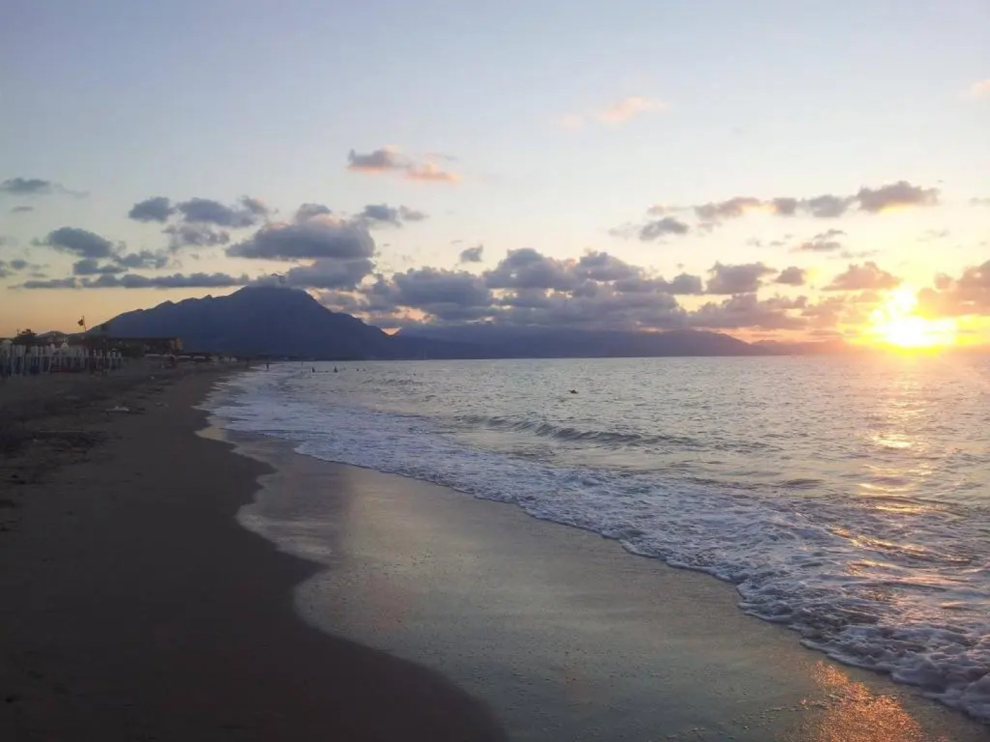 Casa Vacanza Paradise vicino Cefalù con servizio di piscina a 3 chilometri