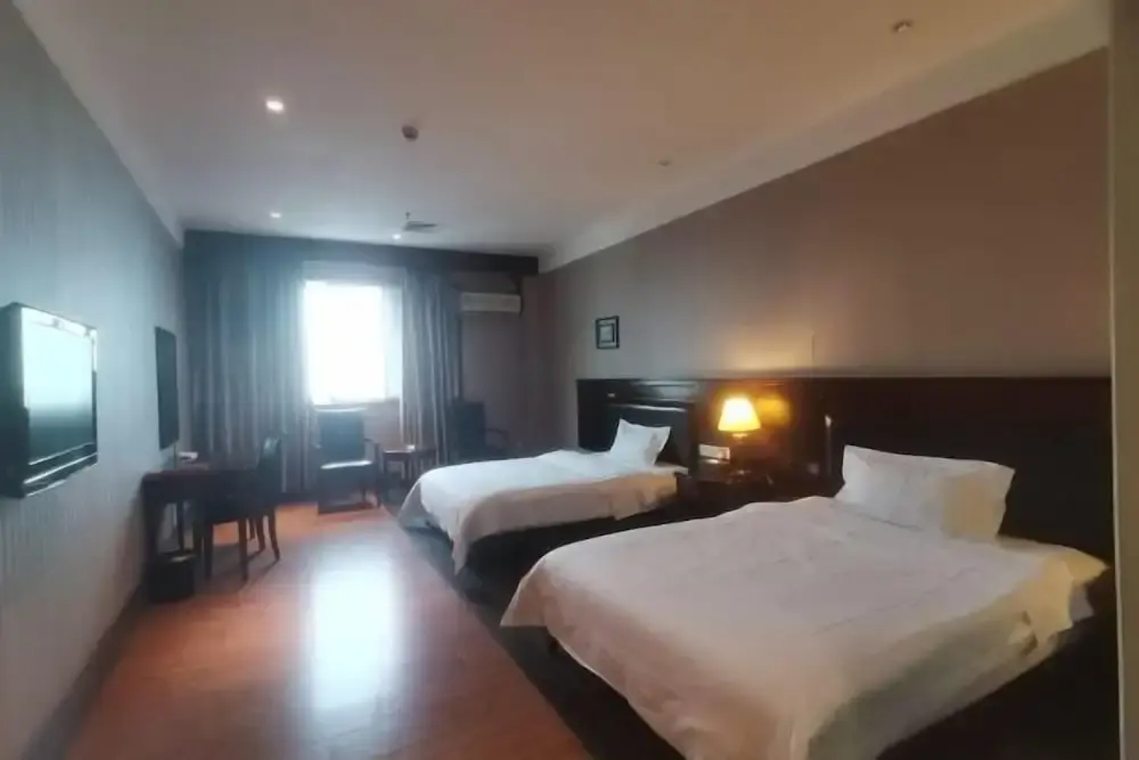 Huangguang Holiday Hotel