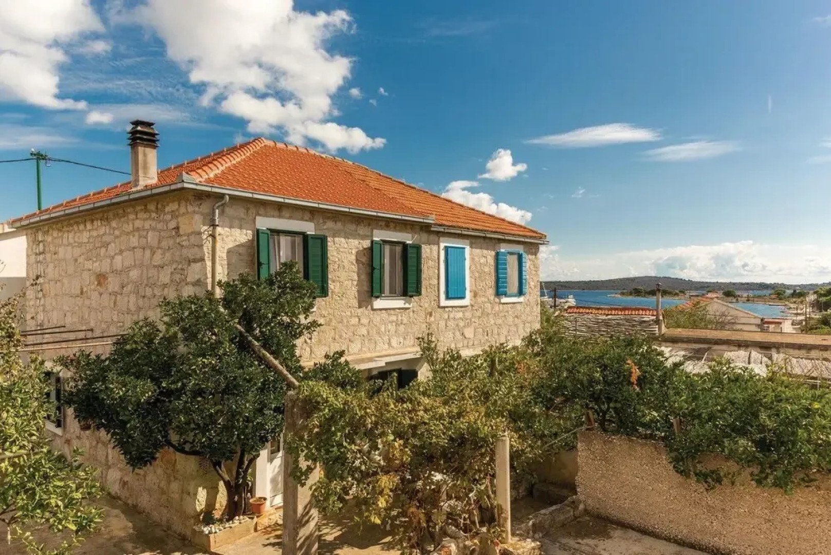 Stunning Home in Drvenik Mali With Wifi and 2 Bedrooms