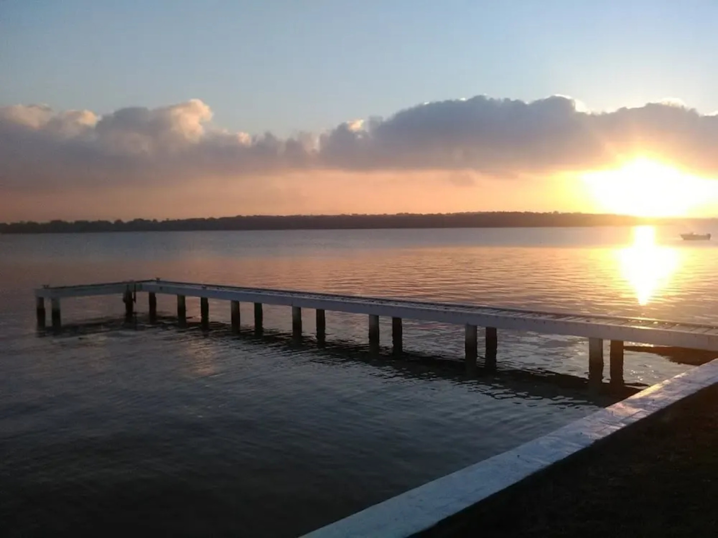 Lake Escape - Lake Macquarie