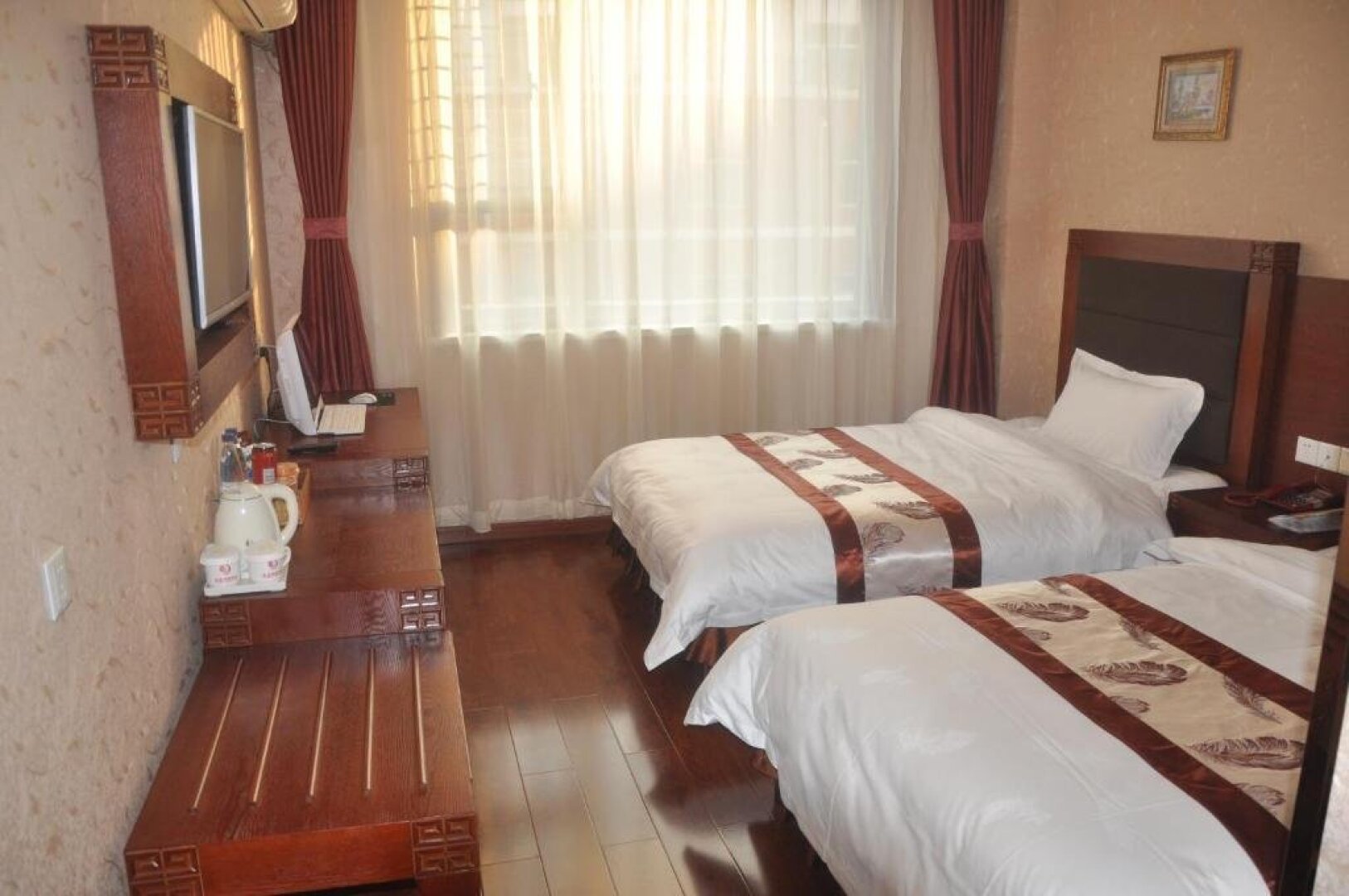 Phoenix Business Hotel