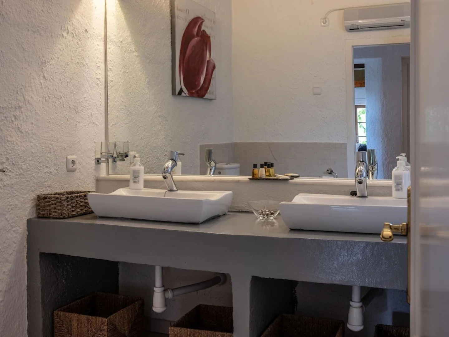 Plush Villa in Casares with Heated Pool, Sauna, Hot Tub