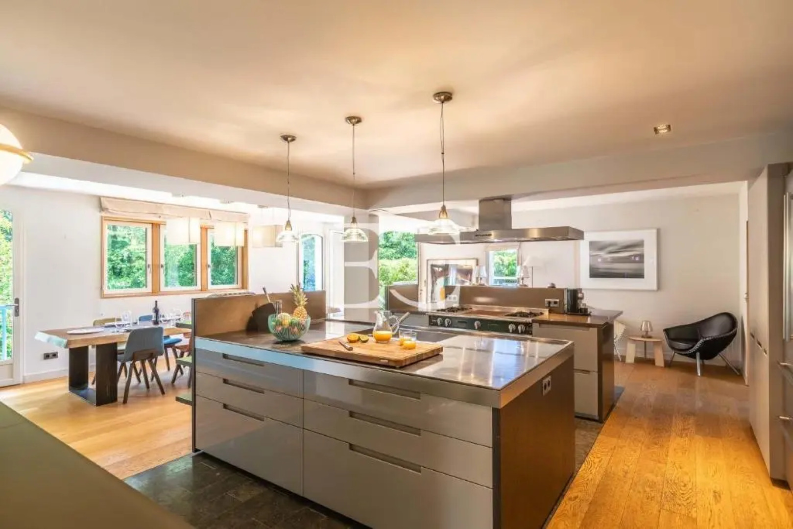 Easy Clés- Splendid 8 bedrooms property & pool