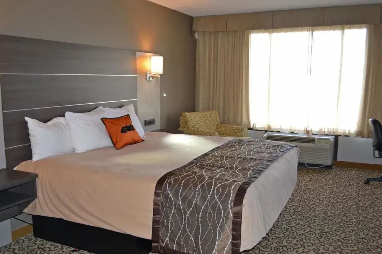 Jameson Inn & Suites