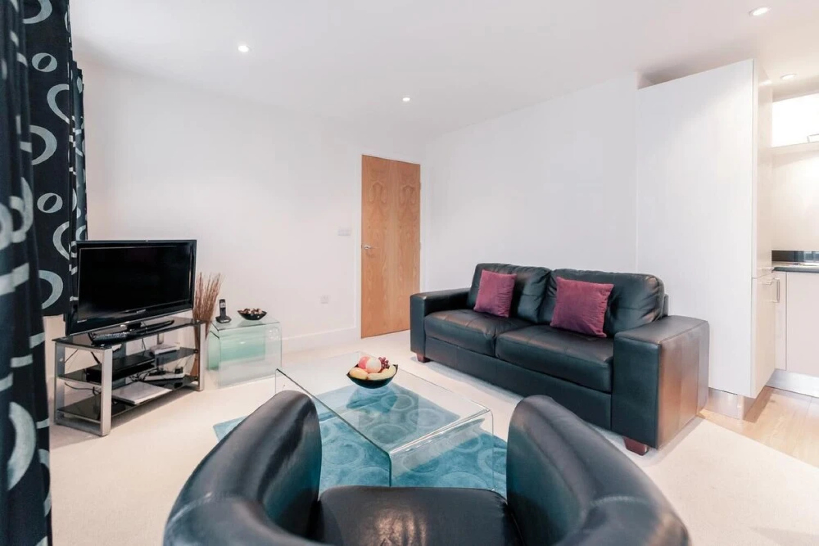 Roomspace Apartments -Capitol Square