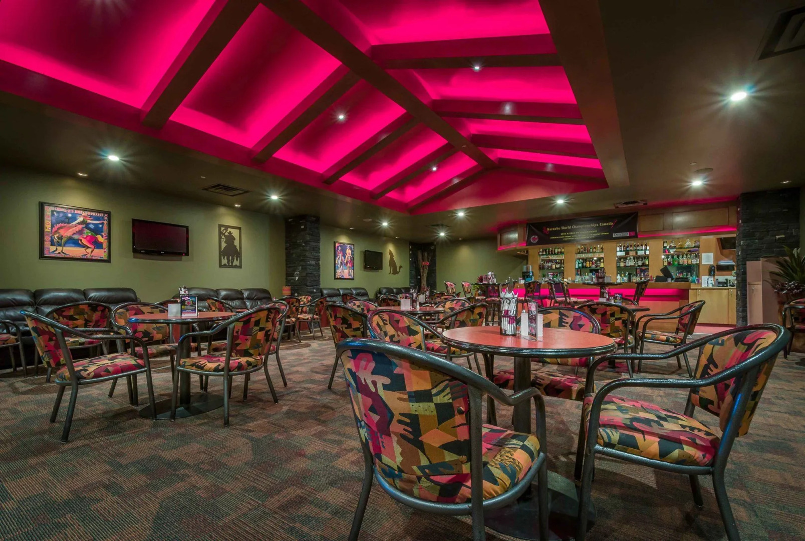 Deerfoot Inn & Casino