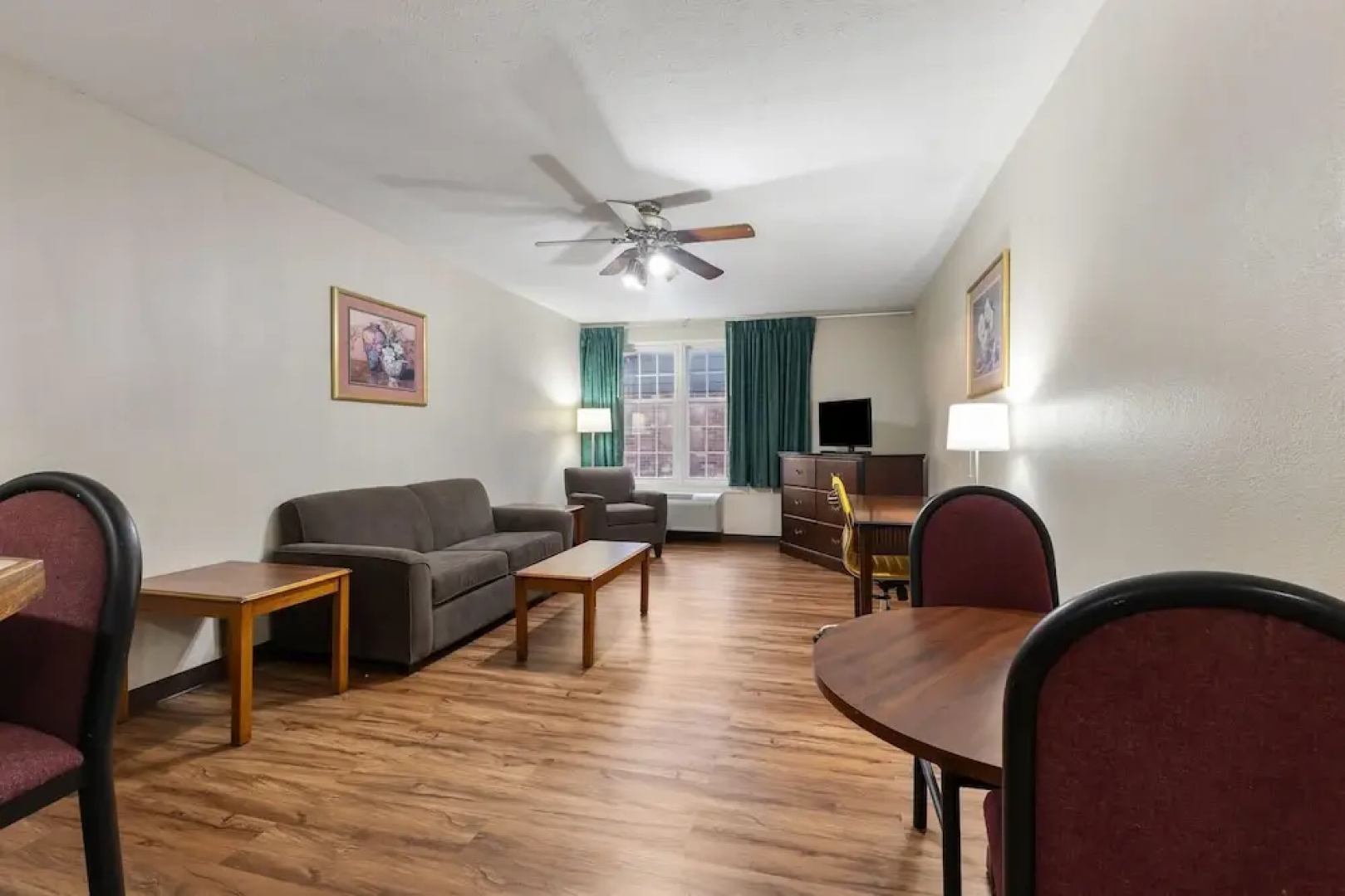 Days Inn Madisonville