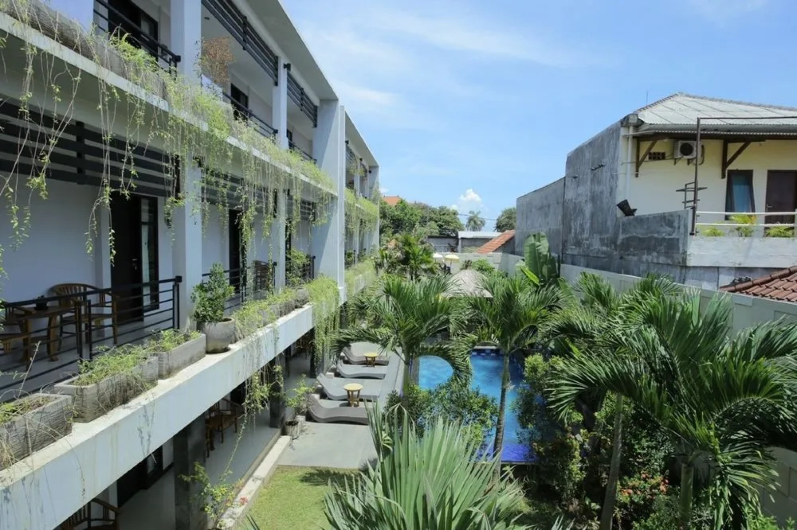 RedDoorz @ Nakula Timur