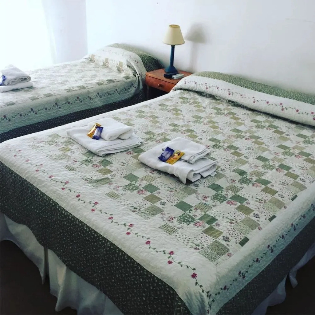 Bardas Hotel Cinco Saltos