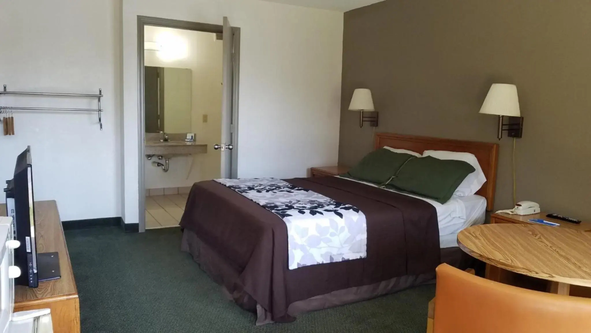 Rodeway Inn