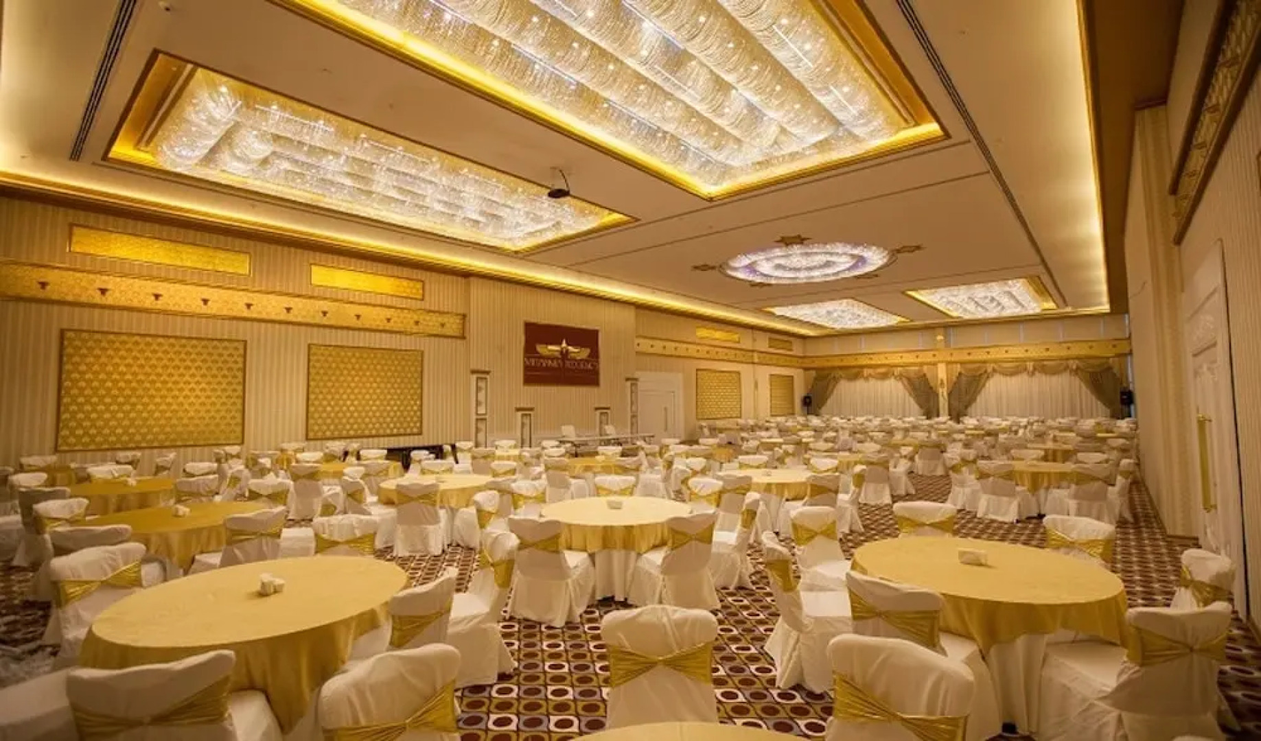 Mitannia Regency Hotel