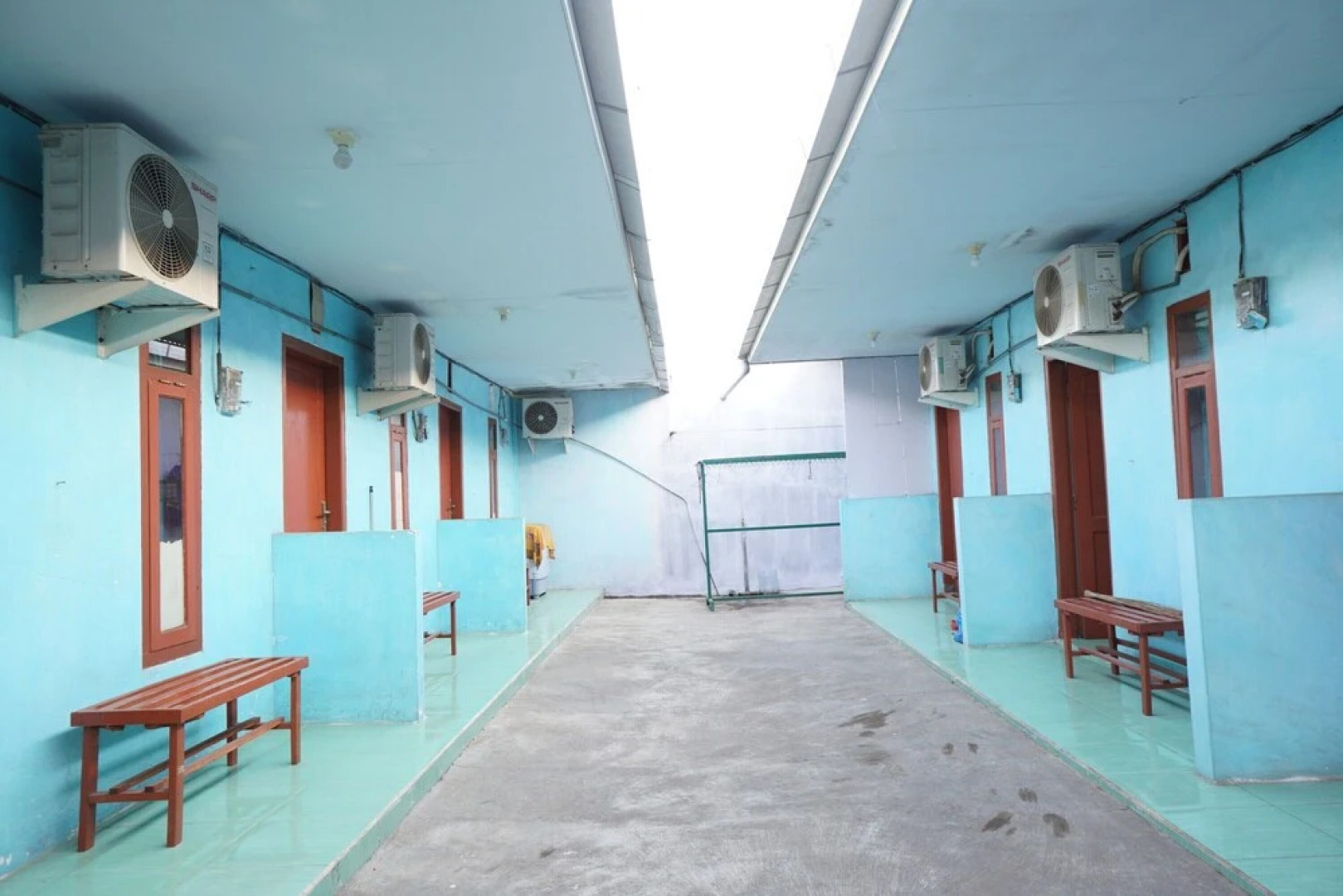 OYO Life 93017 Kost H Soeroso