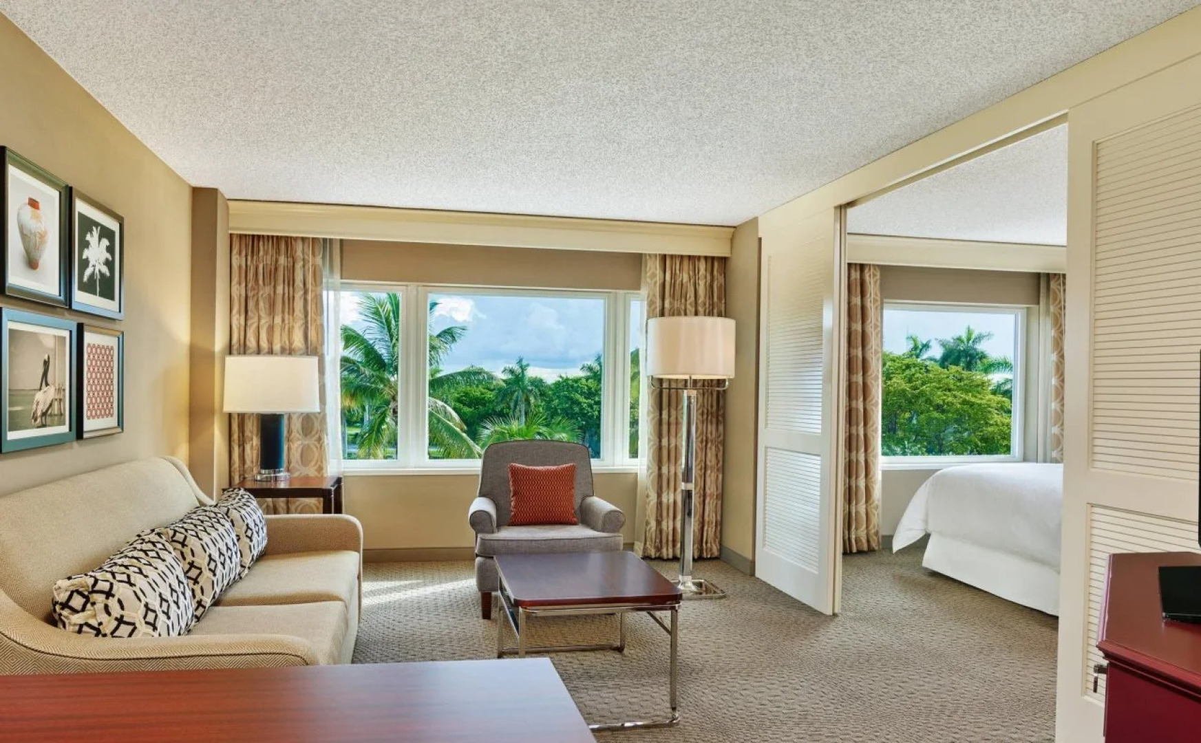 Sheraton® Suites Fort Lauderdale West