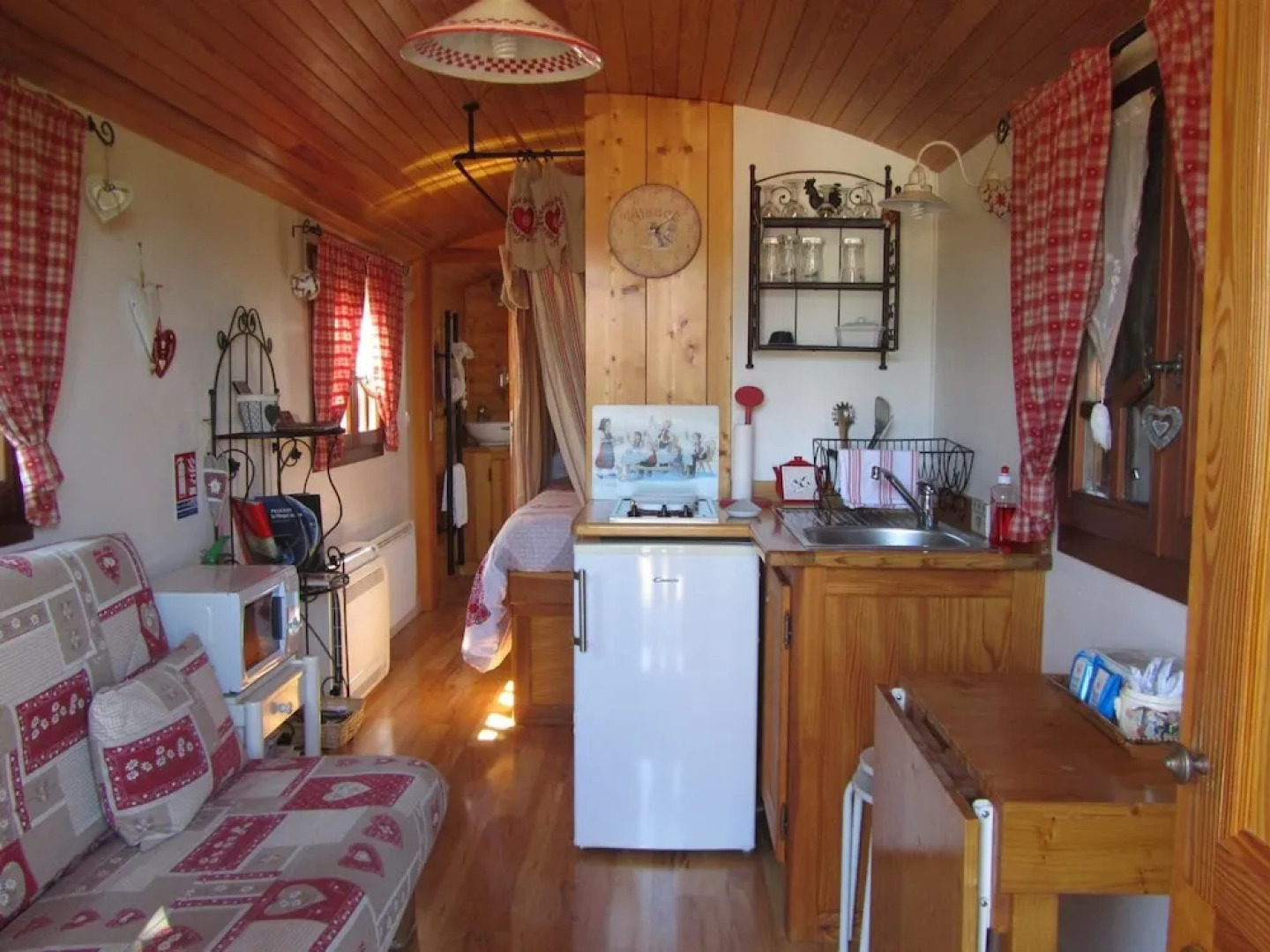 Les Roulottes Du Chauvelin