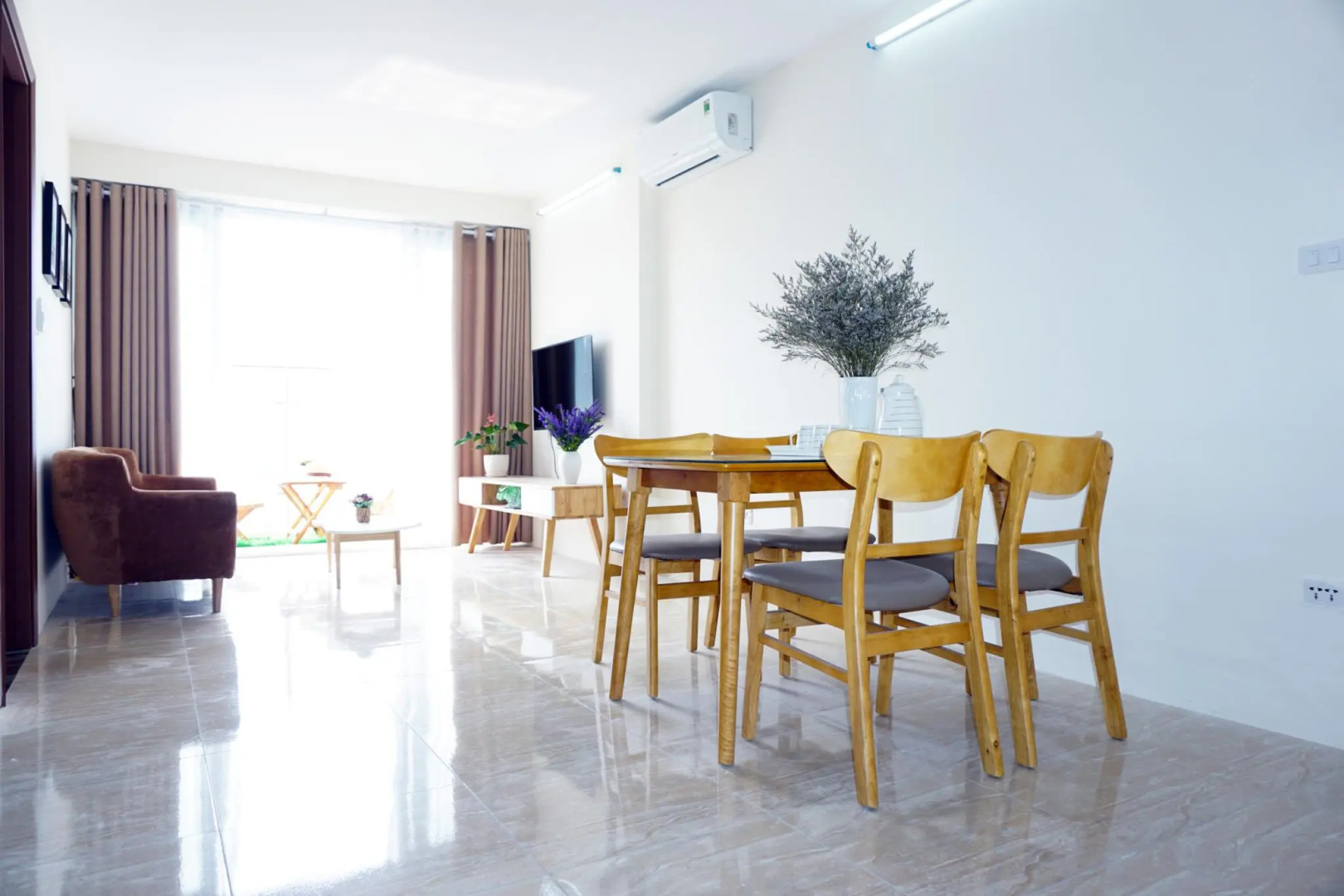 Hometel Newlife Ha Long