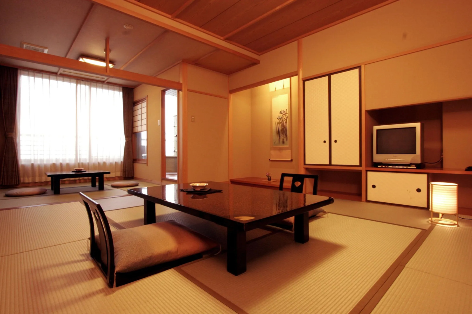 Tenku Kaiyu no Yado Suehiro