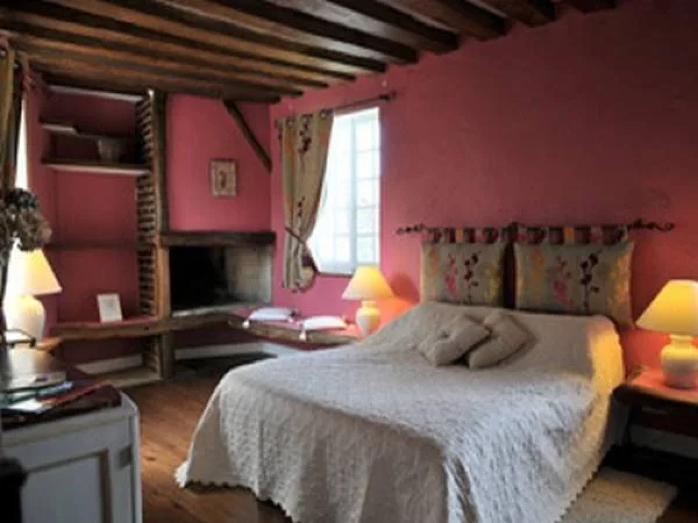 Aux Fleurs de Cerises