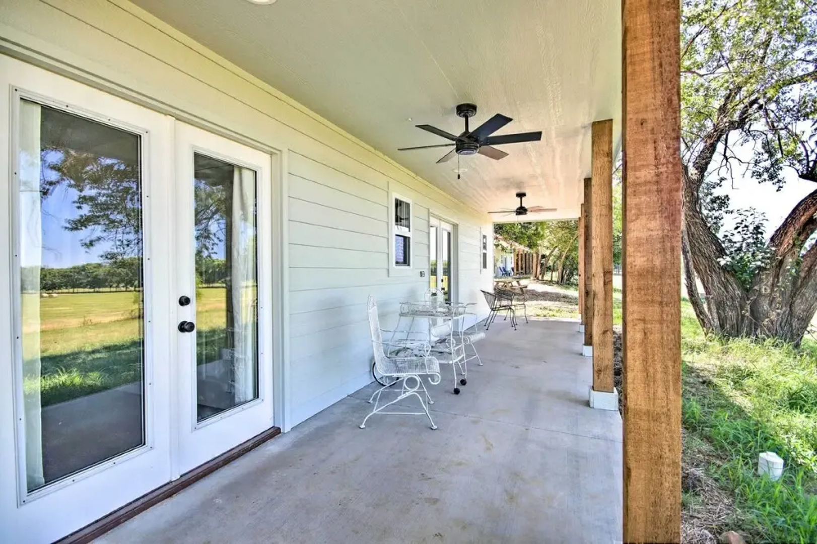 Peekaboo Water Views: Lake O' the Cherokees Cabin