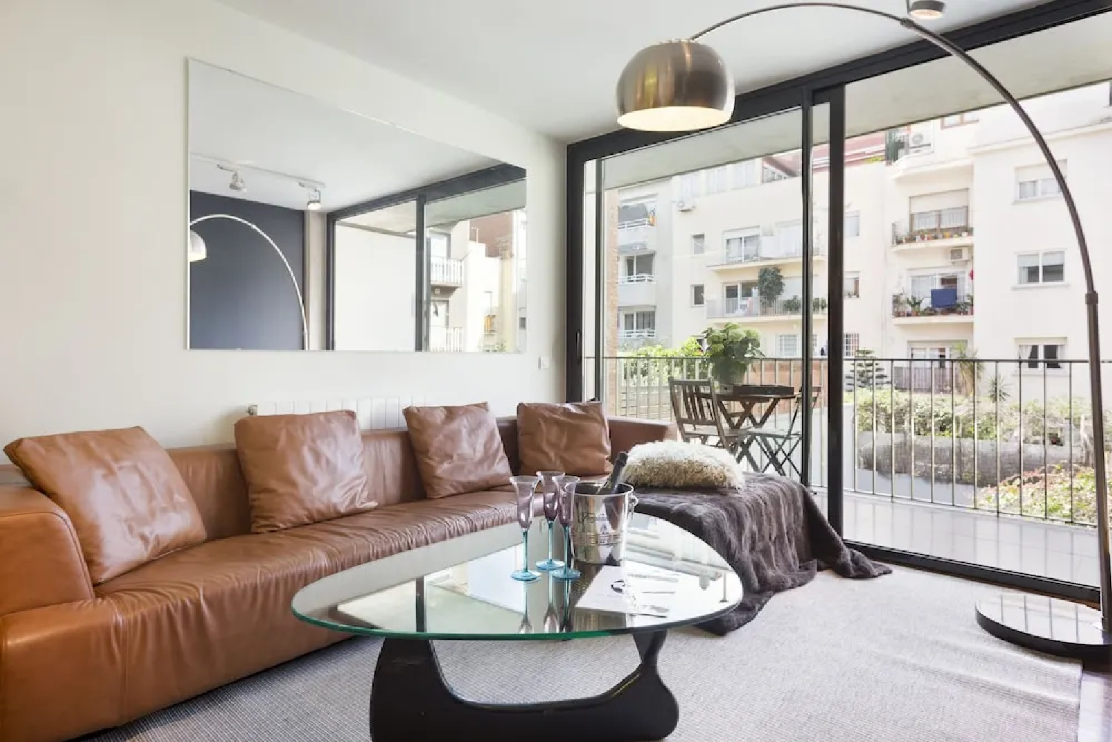 My Space Barcelona Executive Apartments Center