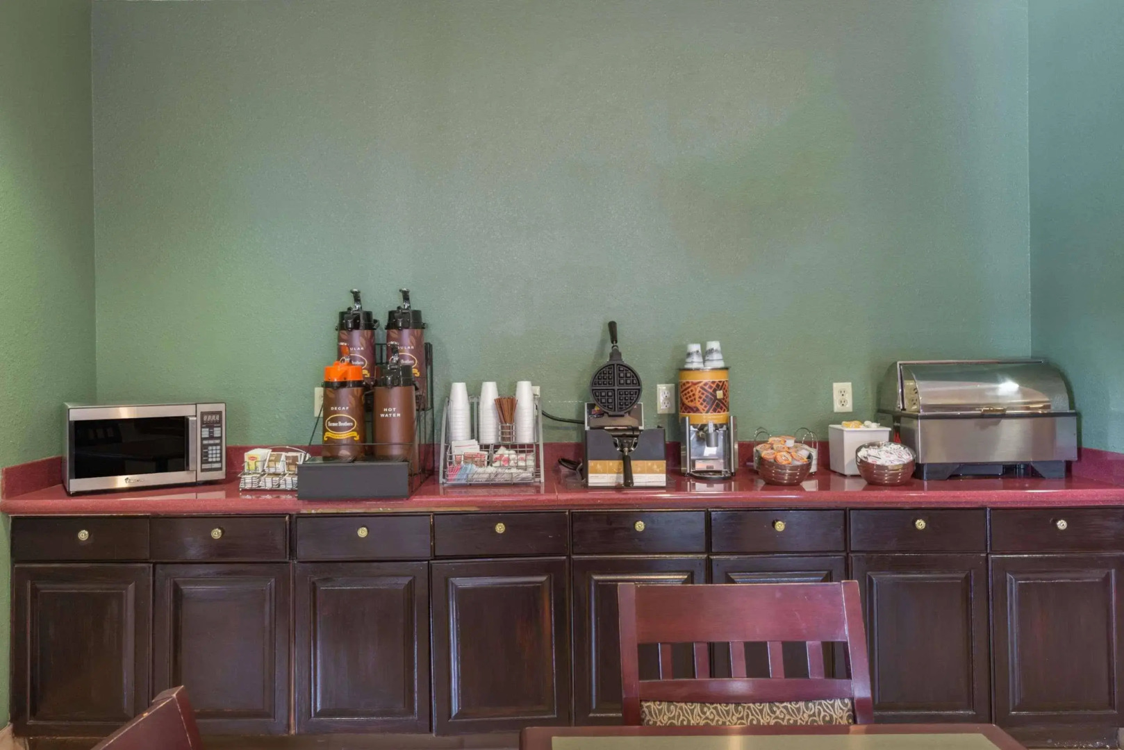 Quality Inn & Suites Sunport Airport Albuquerque