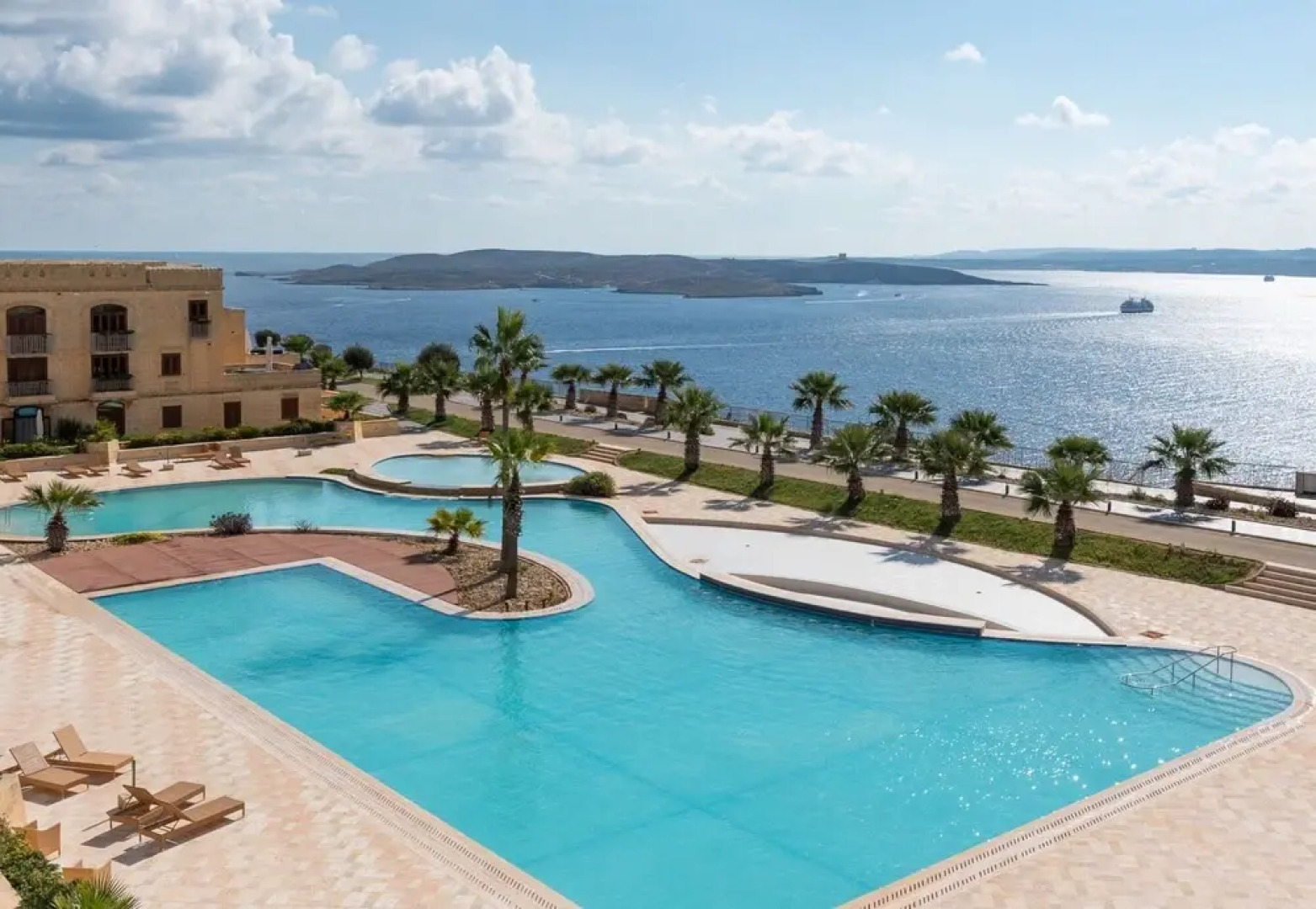 Gee9teen Gozitan Villa, Pool & Whirlpool