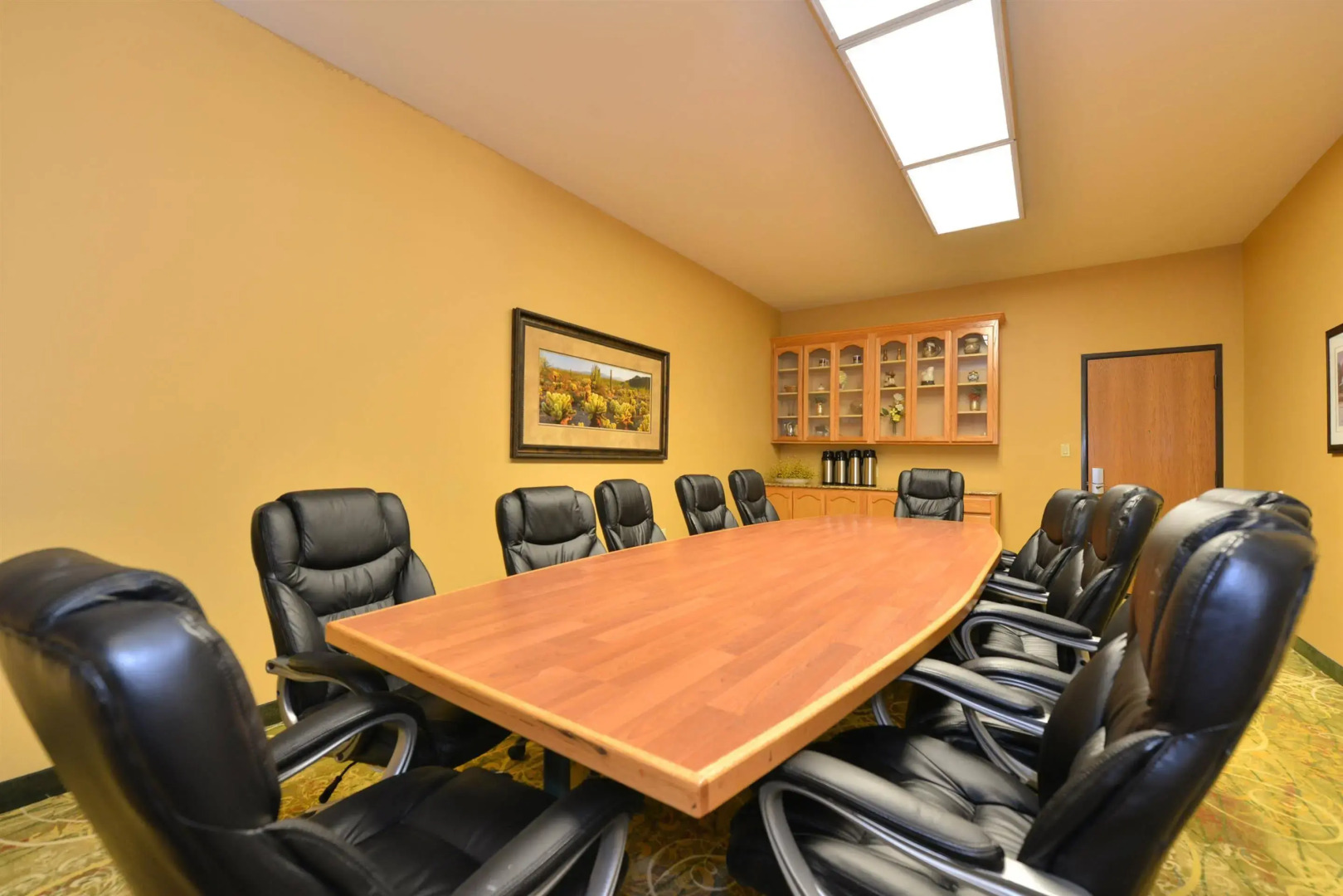 Best Western Plus Swiss Chalet Hotel & Suites