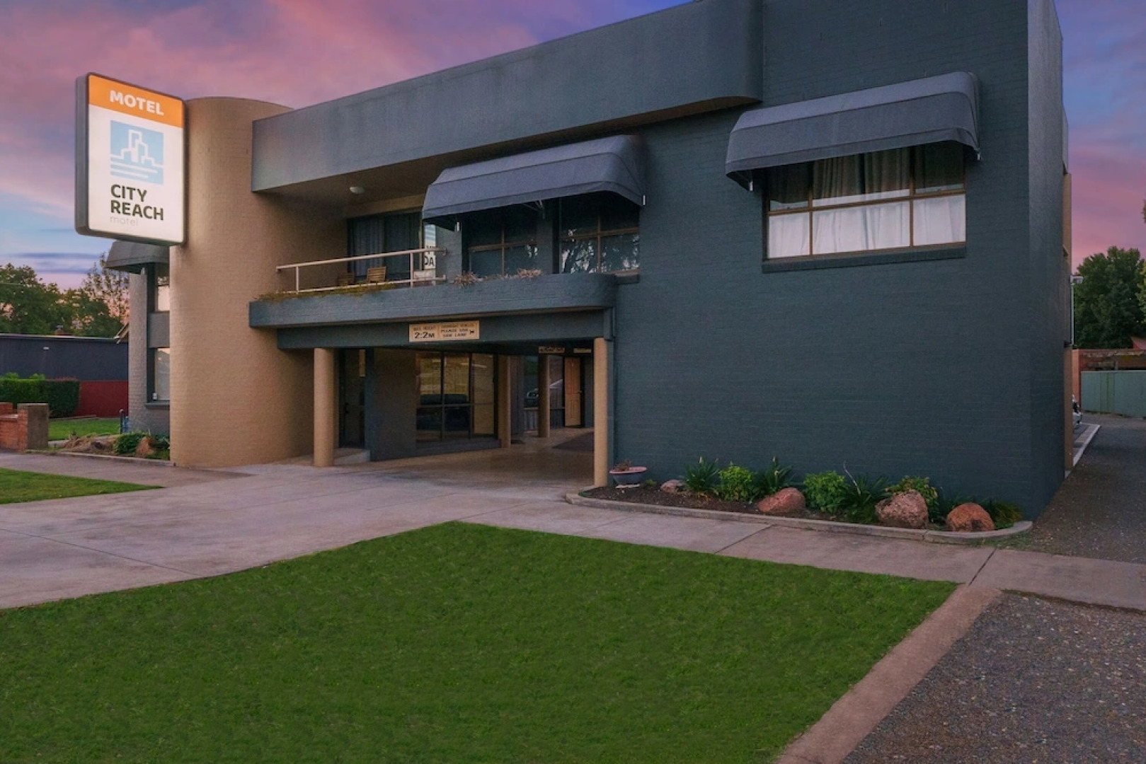 Best Western Warby Lodge Motor Inn