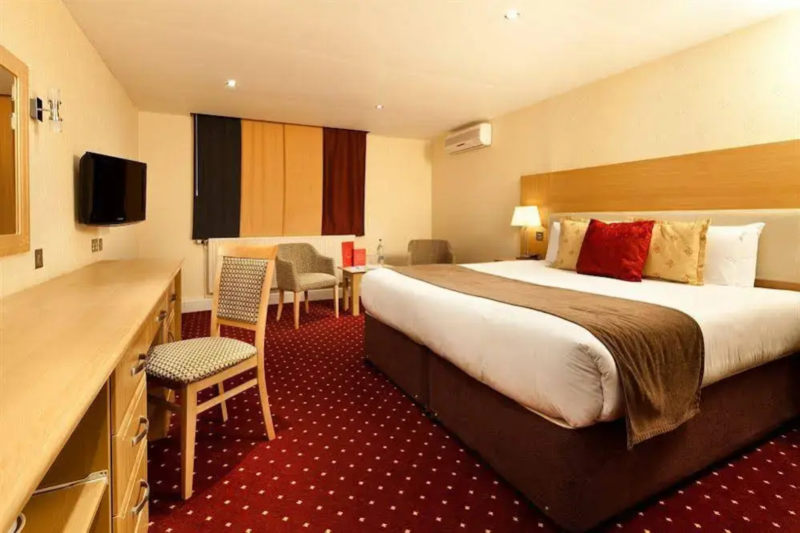 The White Horse Hotel