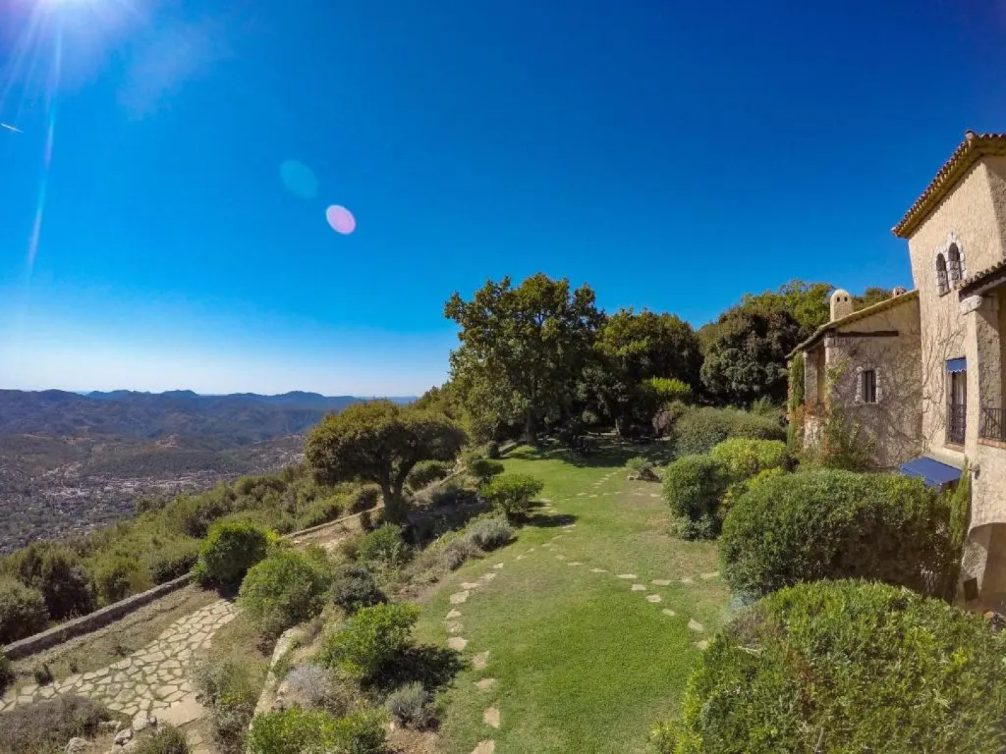 Domaine du Bois dAmont