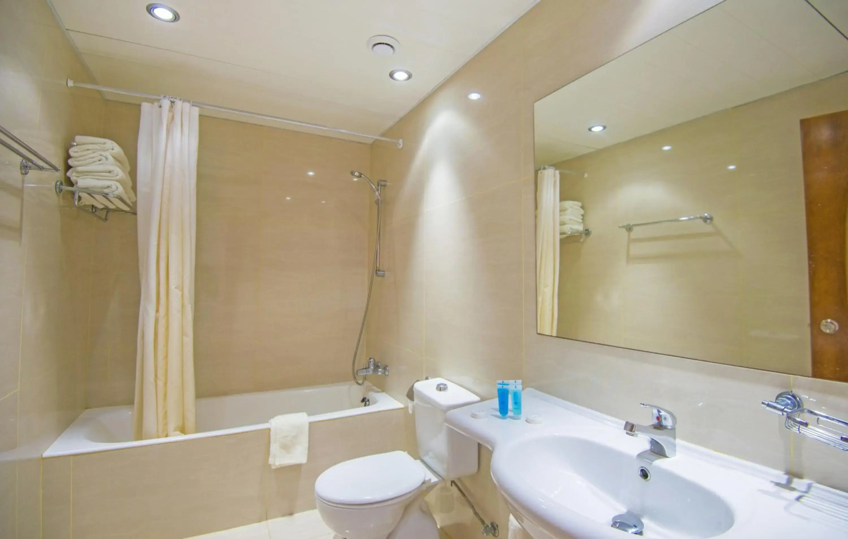 Marlita Beach Hotel Apartments