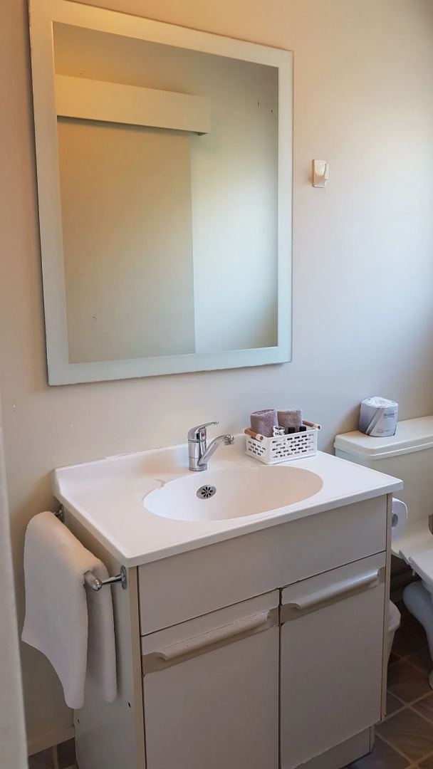 88 Wallace Court Motel