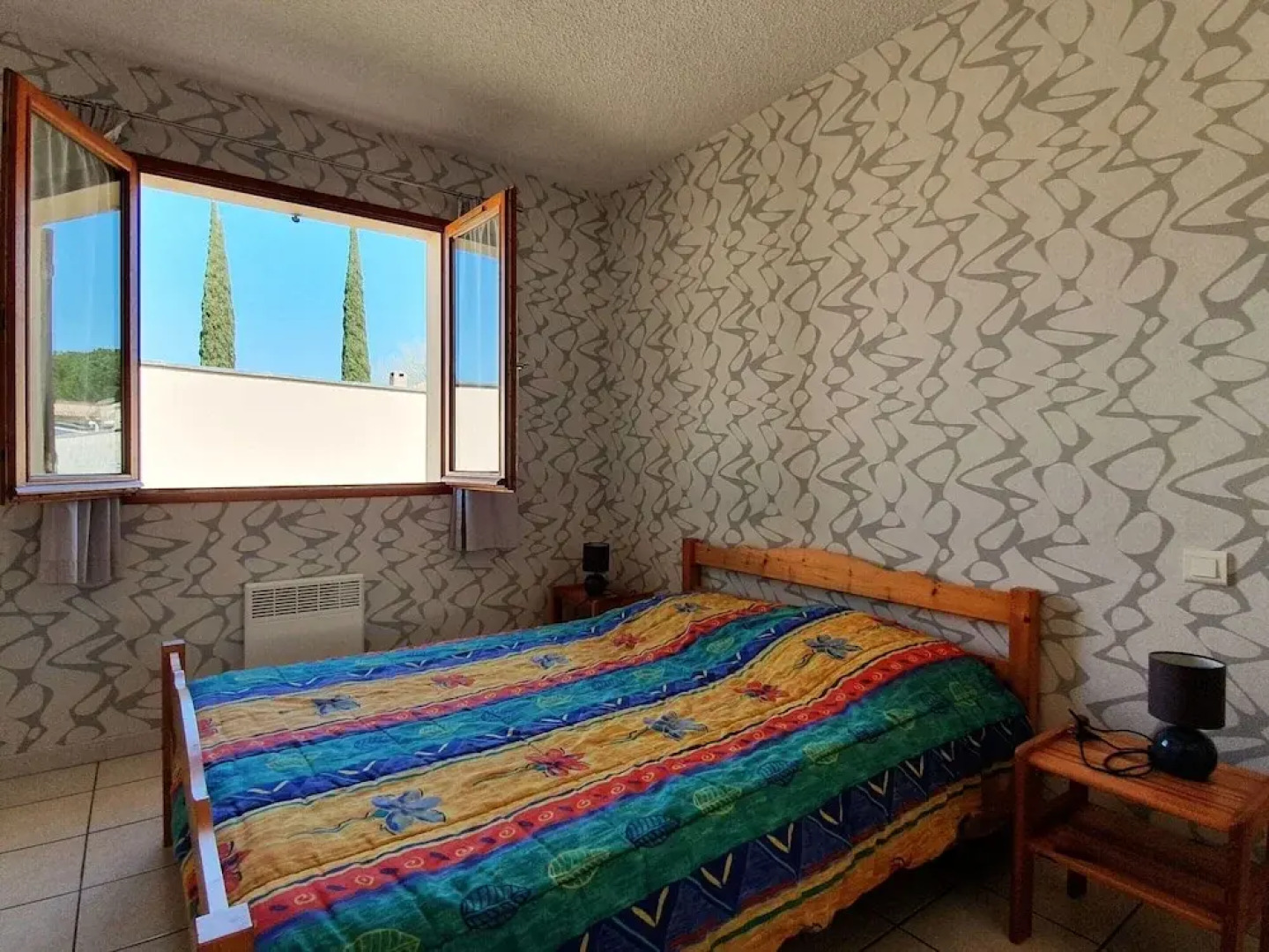 Pretty Villa With Above Ground Pool