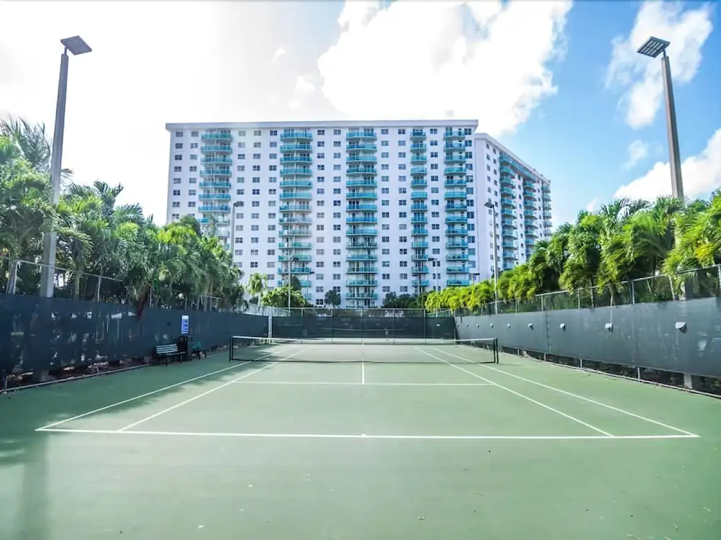 Destination Stays-Ocean View Condo Miami