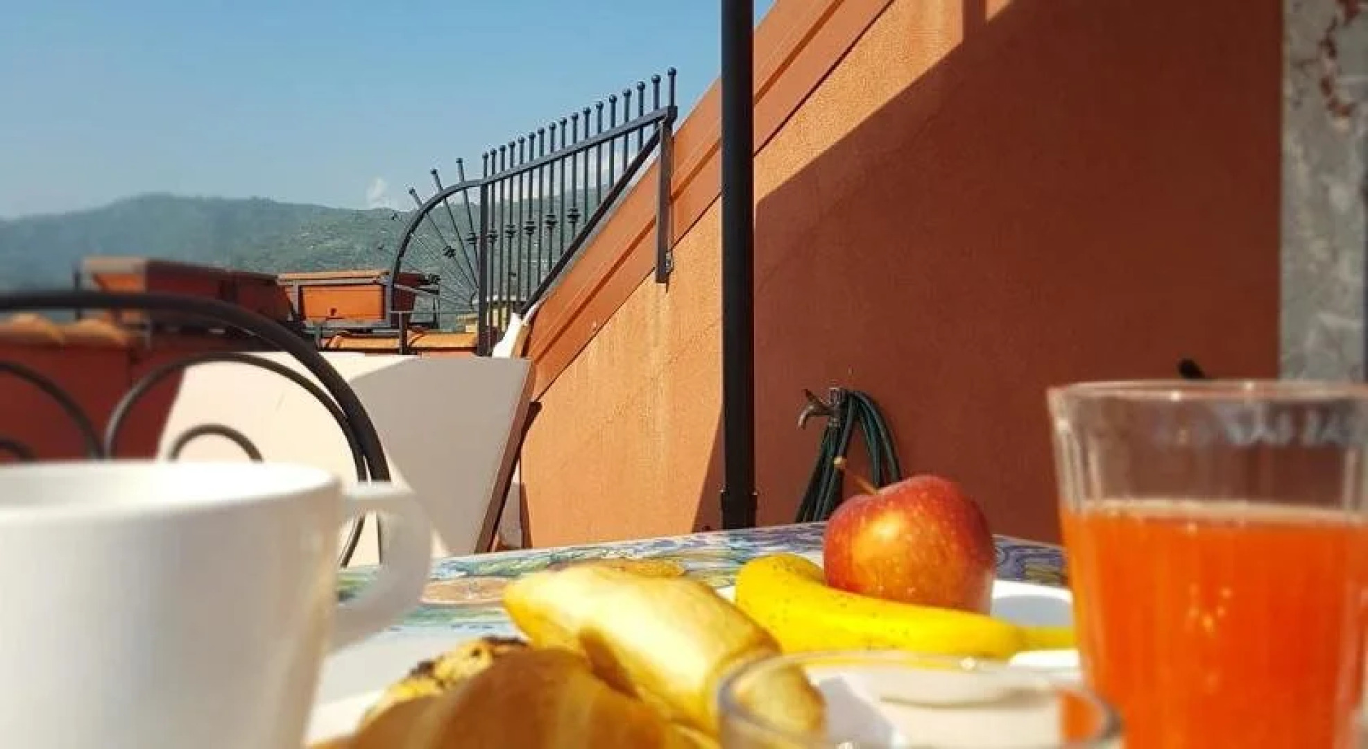 La Porta Dell'alcantara