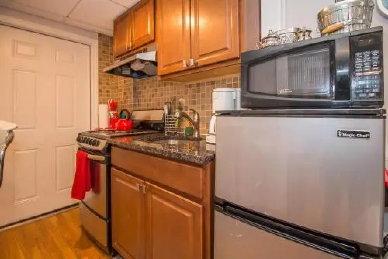 Studio Apartment Near Fenway by STARS of Boston