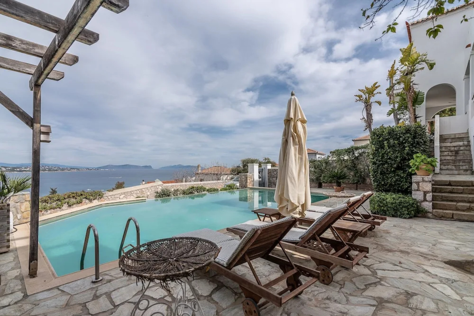 Villa Heliana Enchanting Seaviews