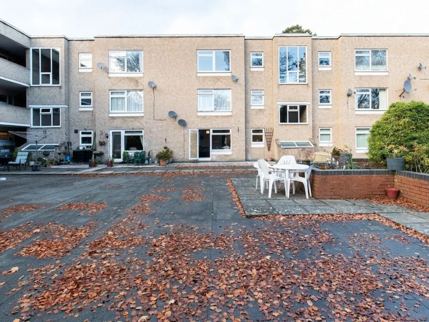 2-bedroom Apartment Woodgrange Court