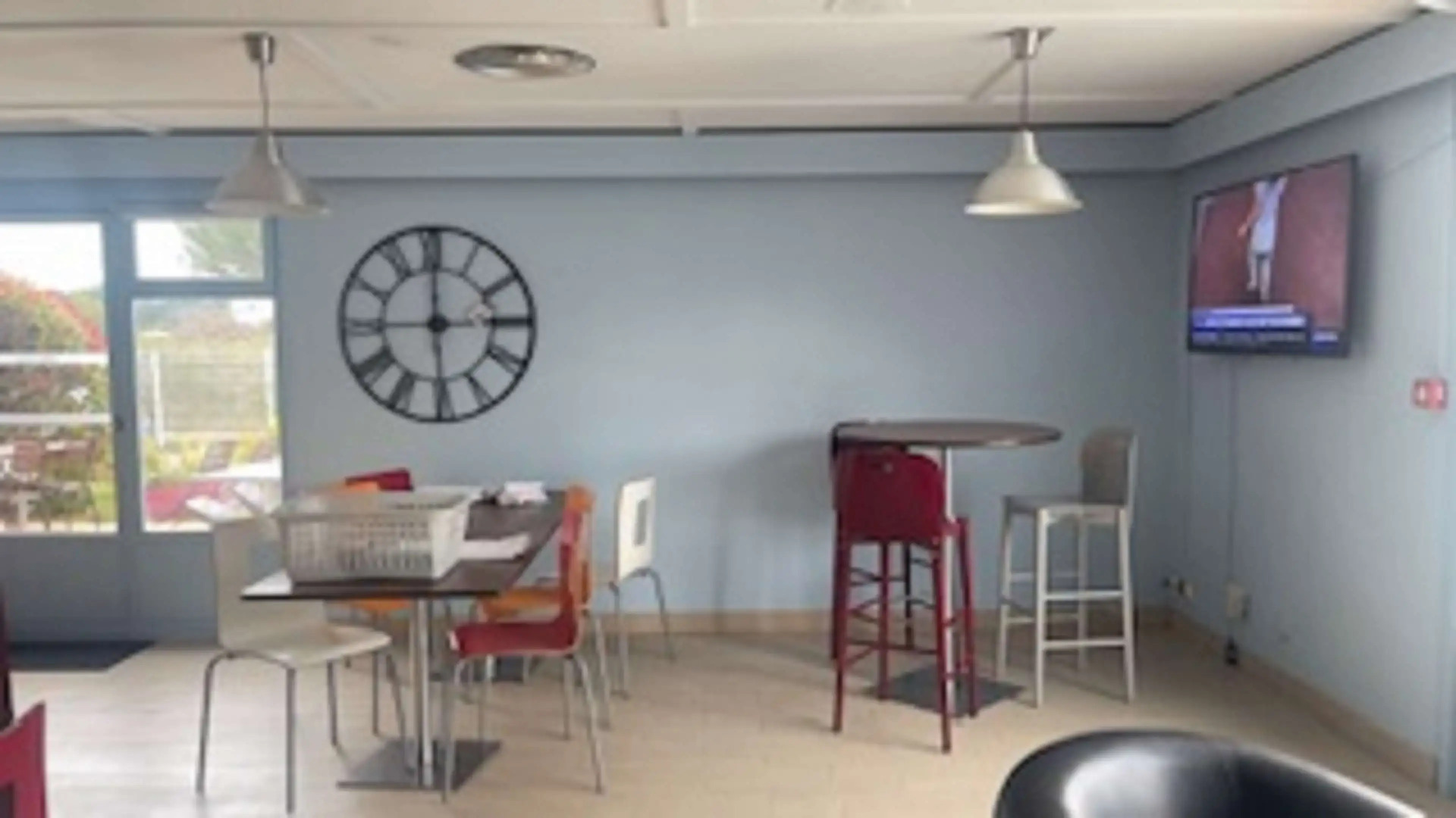 Kyriad Direct Montpellier St Jean de Vedas – La Peyrière