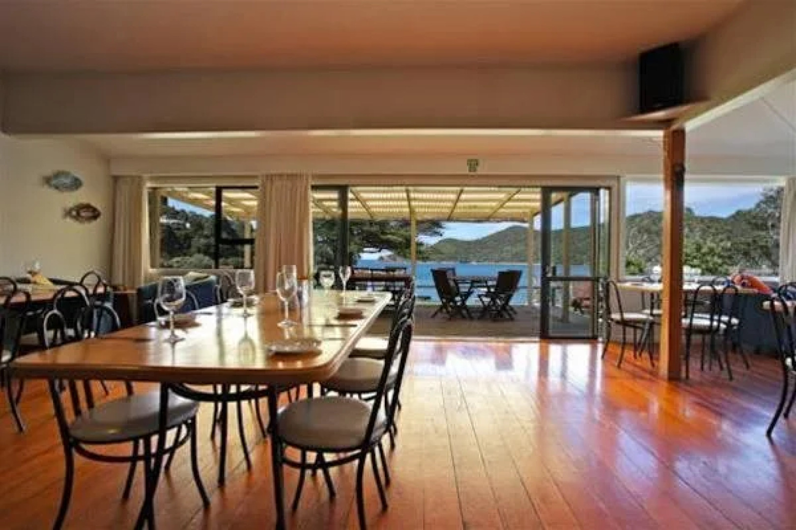 Great Barrier Lodge