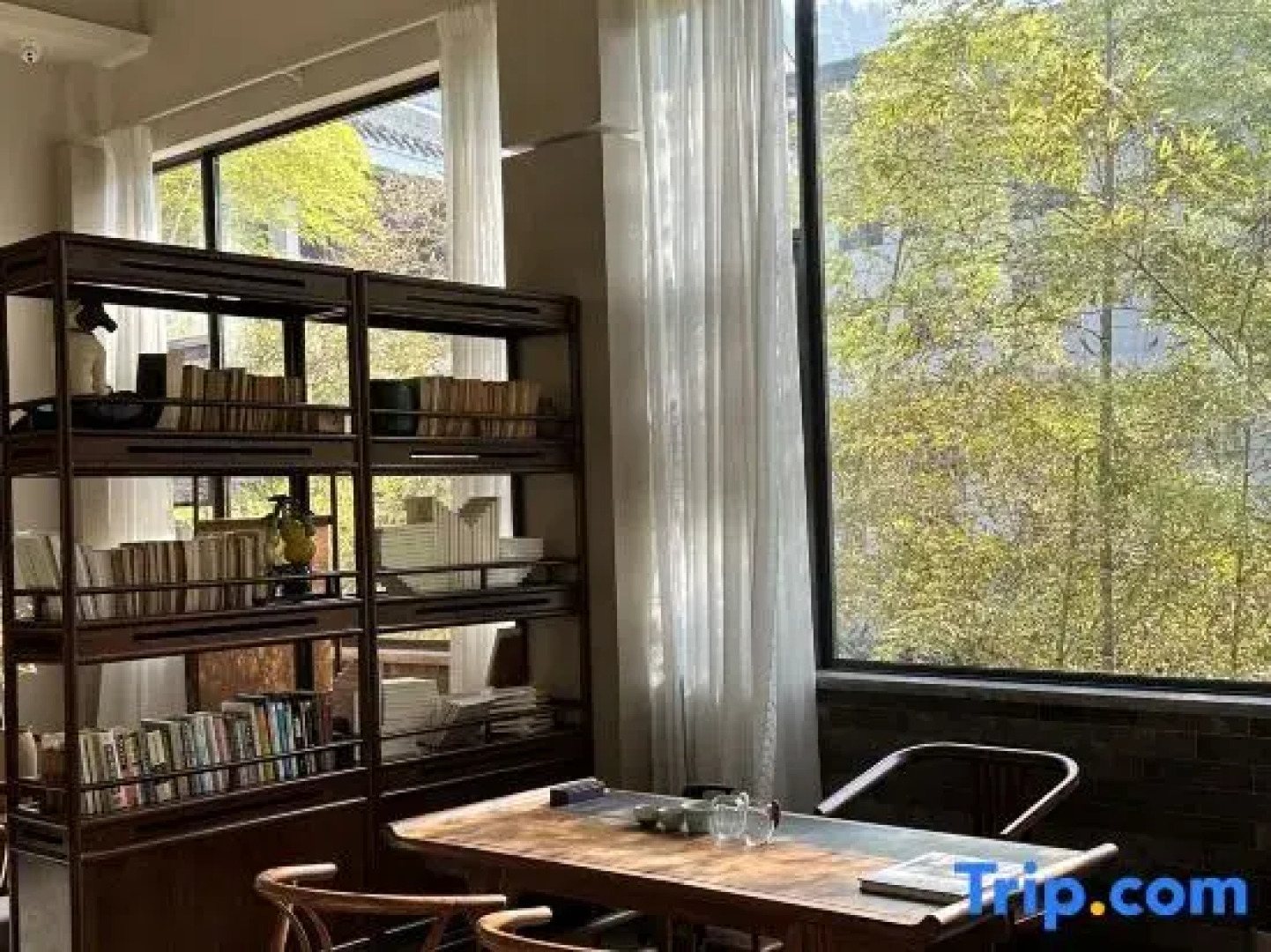 Phoenix Xueqingji Humanity Banshan Homestay (Phoenix Ancient City Branch)