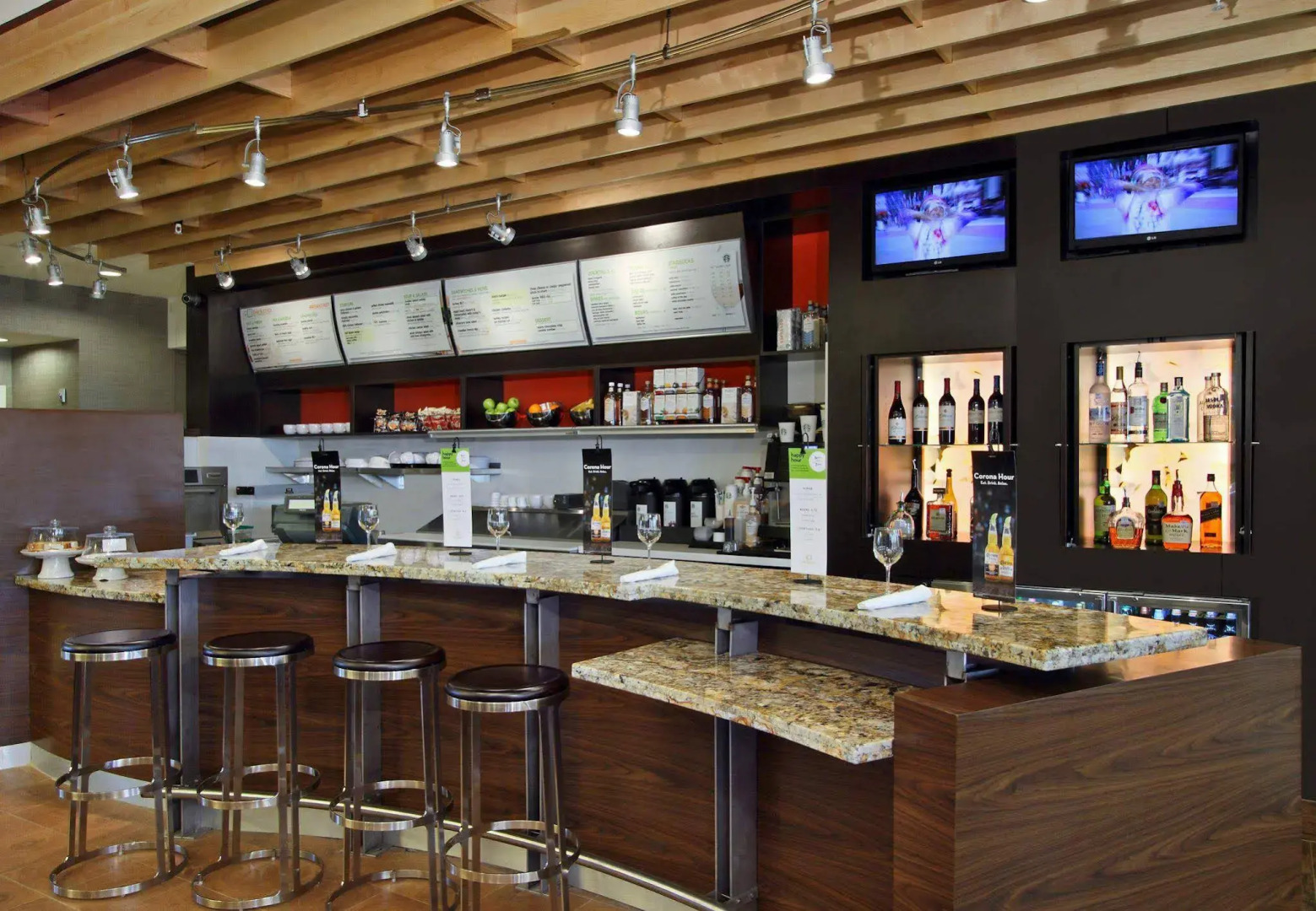 Courtyard by Marriott Victoria