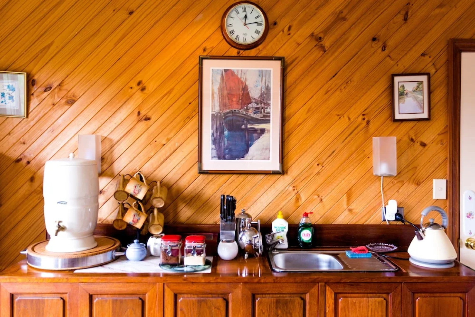 Albany's Big Grove Bed & Breakfast