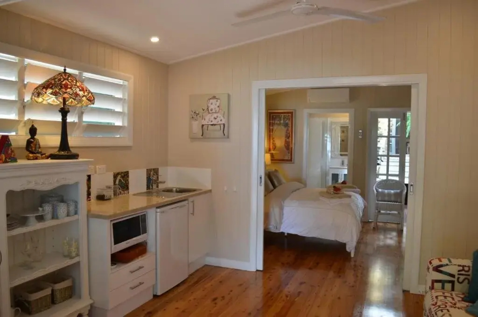 Machans Beach Bed & Breakfast