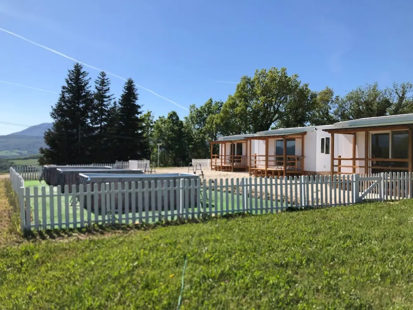 Functional Mini Luxury Lodges Near Camerino